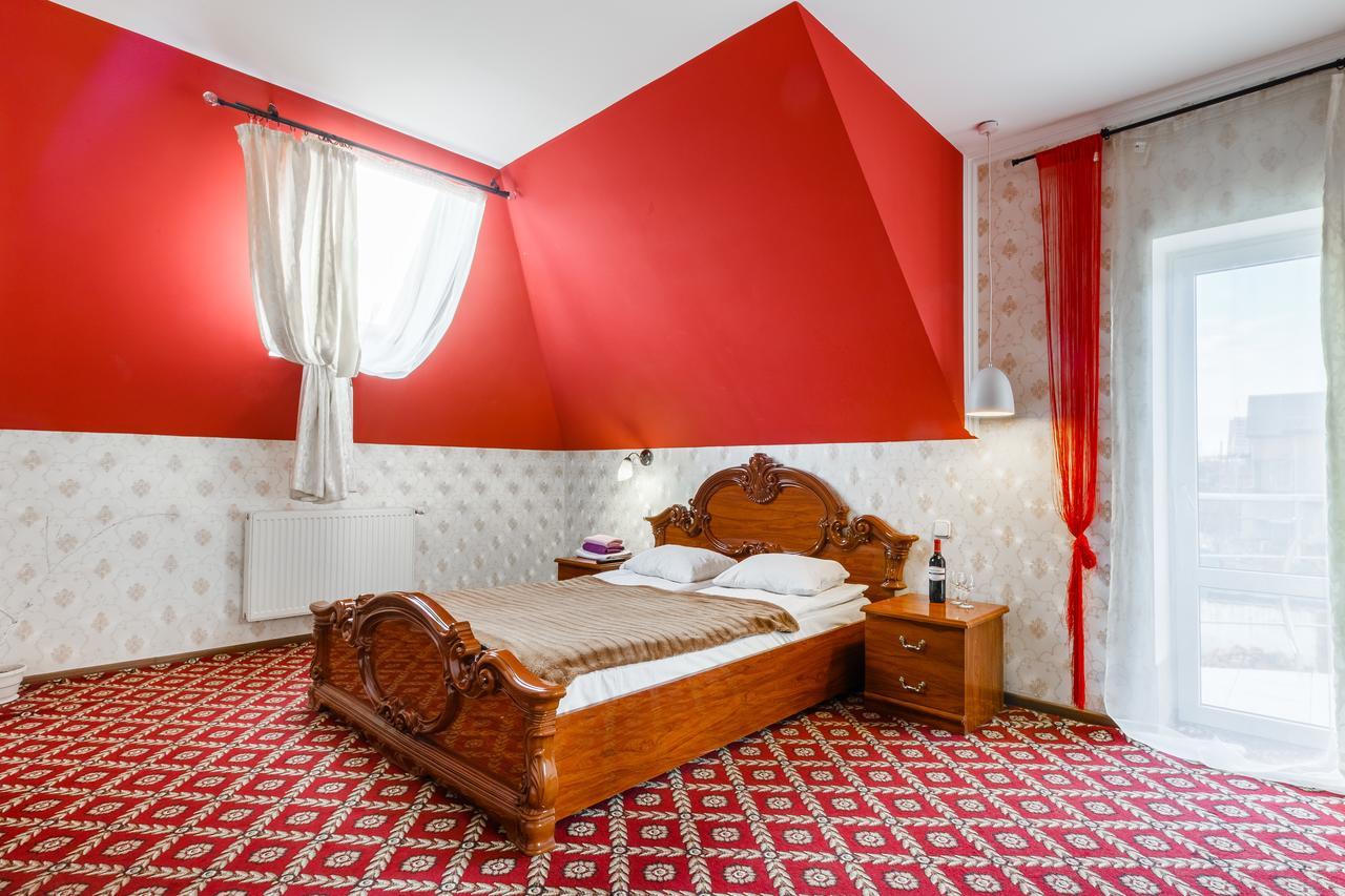 Everest Ivano-Frankivsk Exterior photo